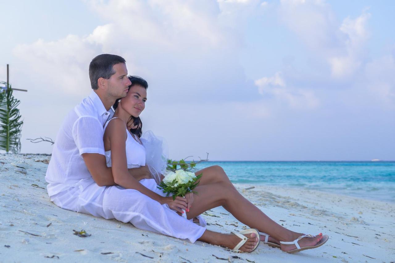 Crystal Sands Maafushi Bagian luar foto